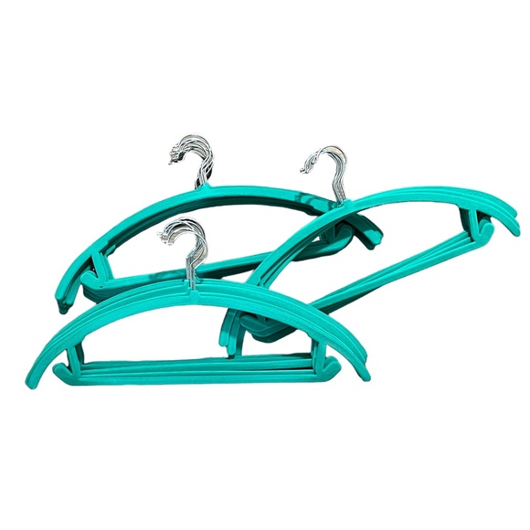 Premium Turquoise/Teal Chrome Hook Non-Slip Space Saving Velvet Hangers  Velvet - Picture 5 of 5